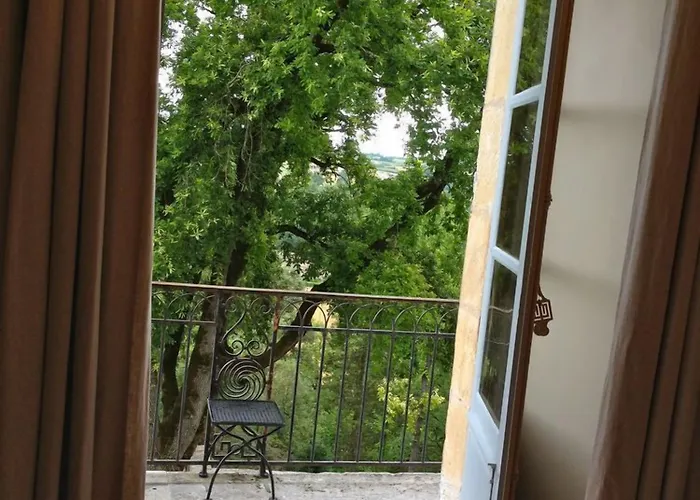 Chateau Ladausse Hotel *